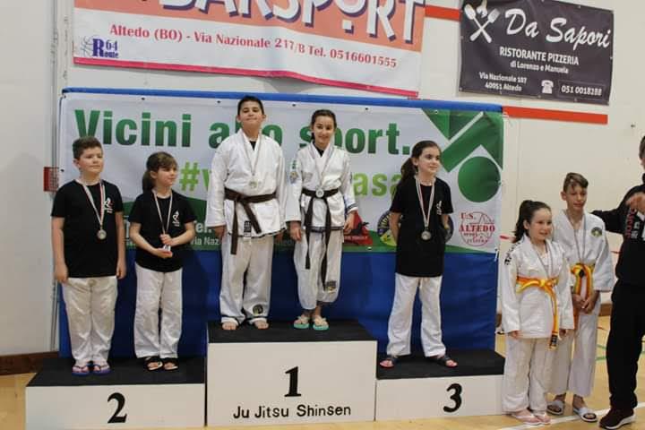 Secondi e terzi classificati Duo System mix gara Ju Jitsu Team Bologna